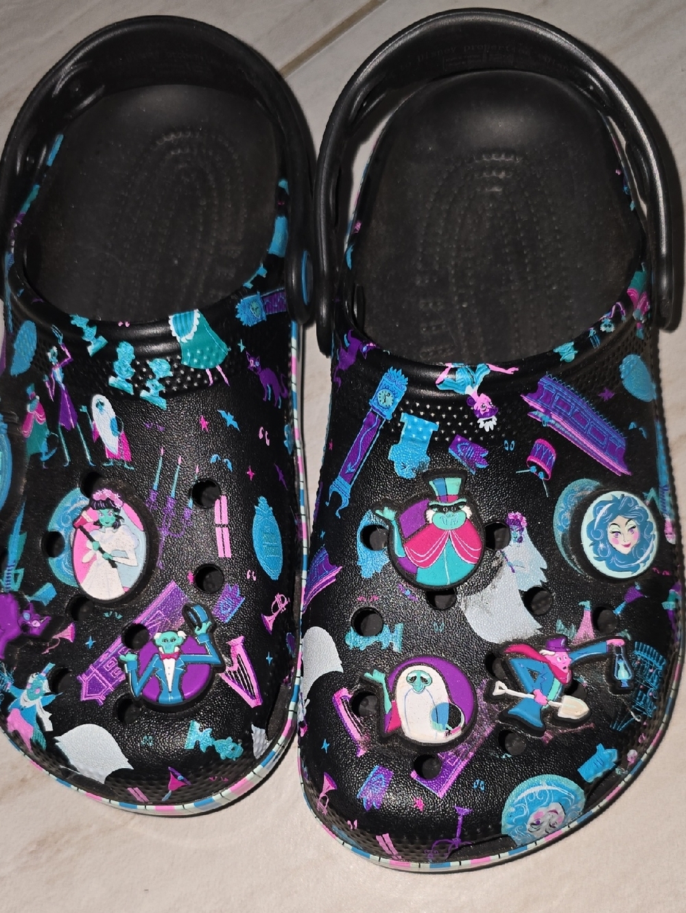Haunted Mansion Crocs Womens 6